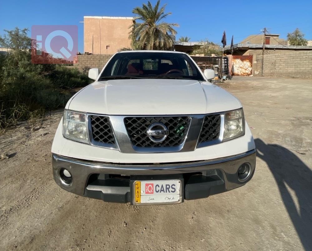 نيسان نافارا